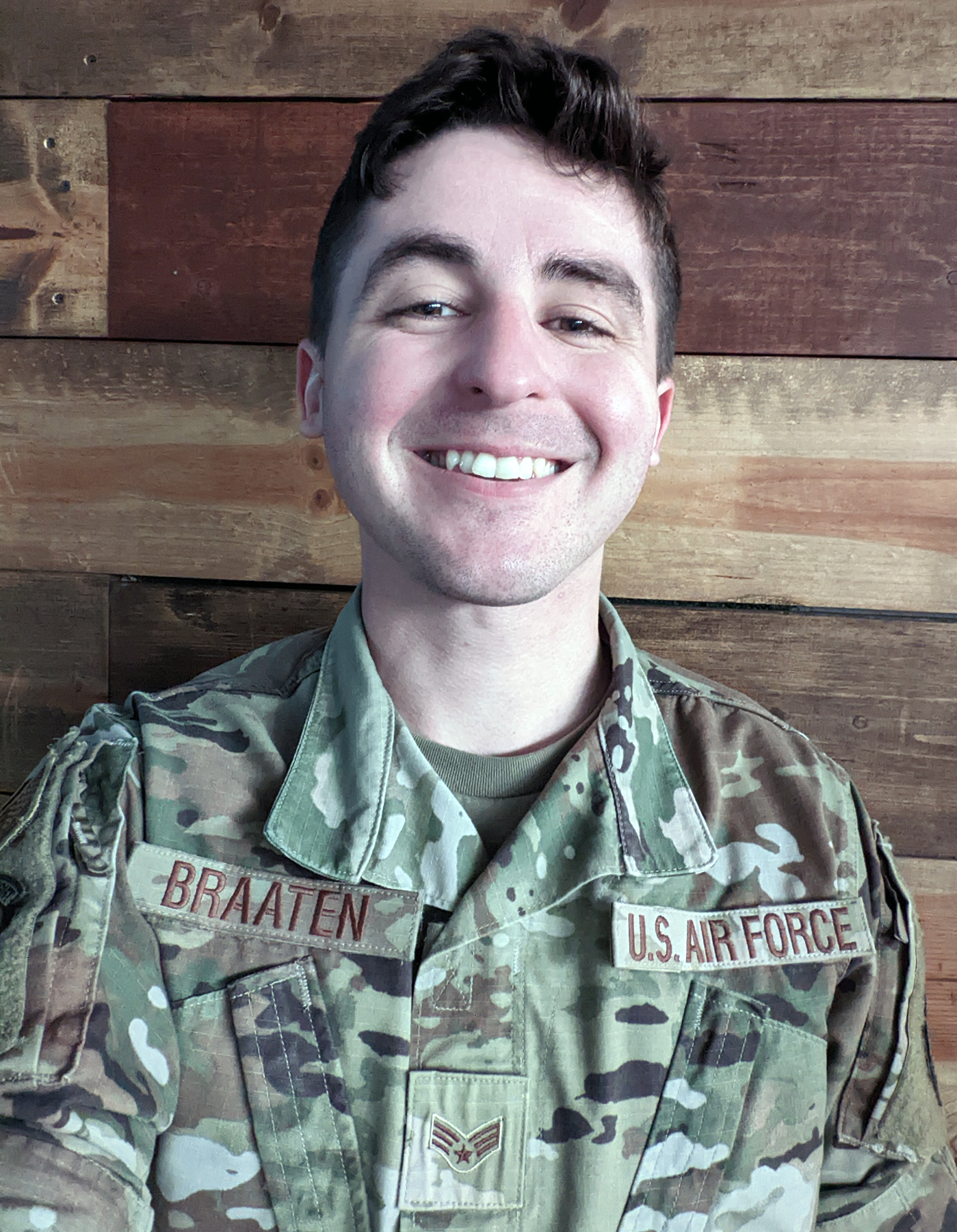 Senior Airman Dustin M. Braaten